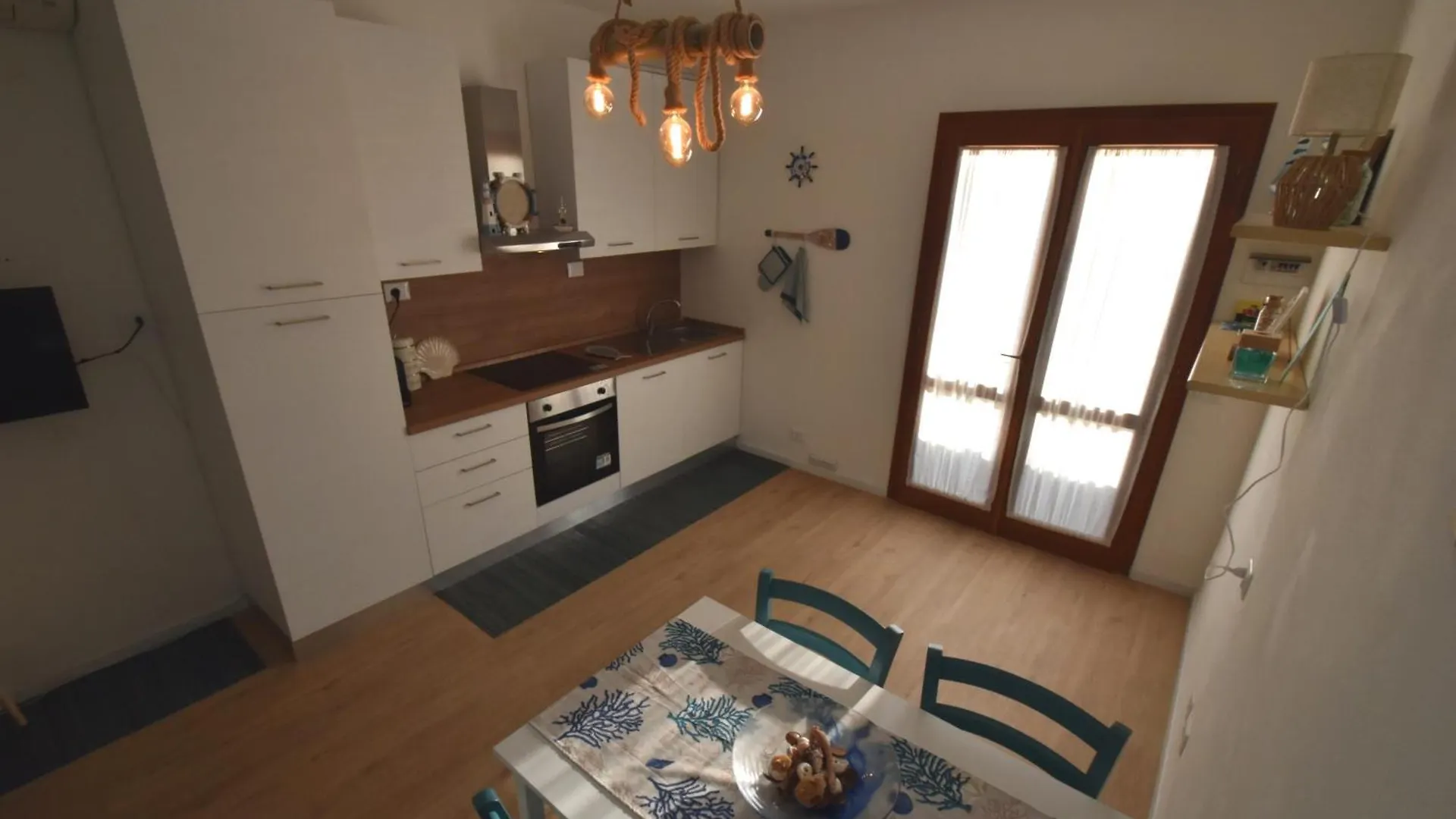 Appartamento Amapola - Bilocale In Zona Mare Con Clima E Posto Auto Marina di Campo 0*,  Olaszország