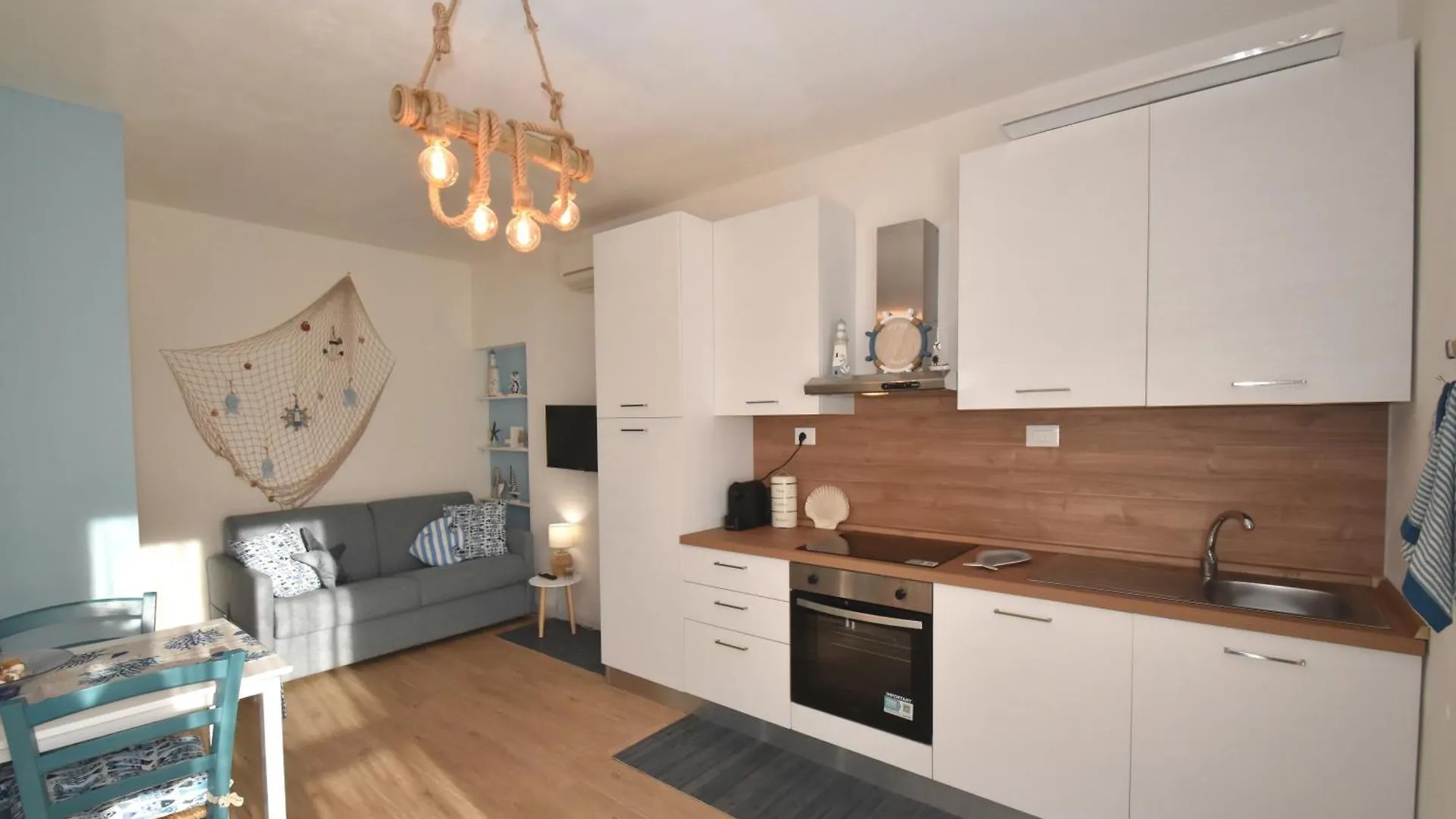 Apartman Appartamento Amapola - Bilocale In Zona Mare Con Clima E Posto Auto Marina di Campo